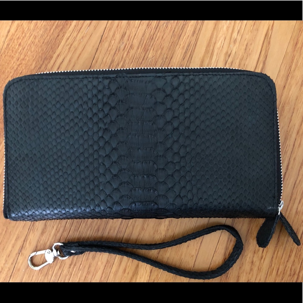 Python Double Zip Clutch Wristlet (Black)